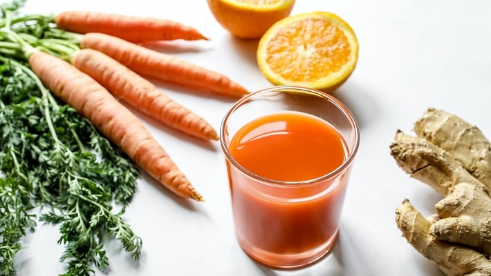 10 نکته طلایی در مورد آب هویج برای بدن (2024)
